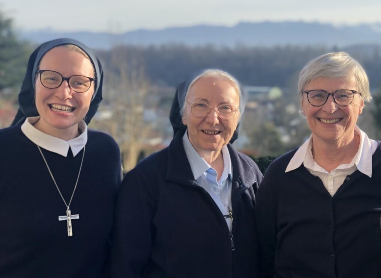 Lire la suite à propos de l’article 27 janvier, fête de Ste Angèle : visite à nos sœurs aînées de Pau